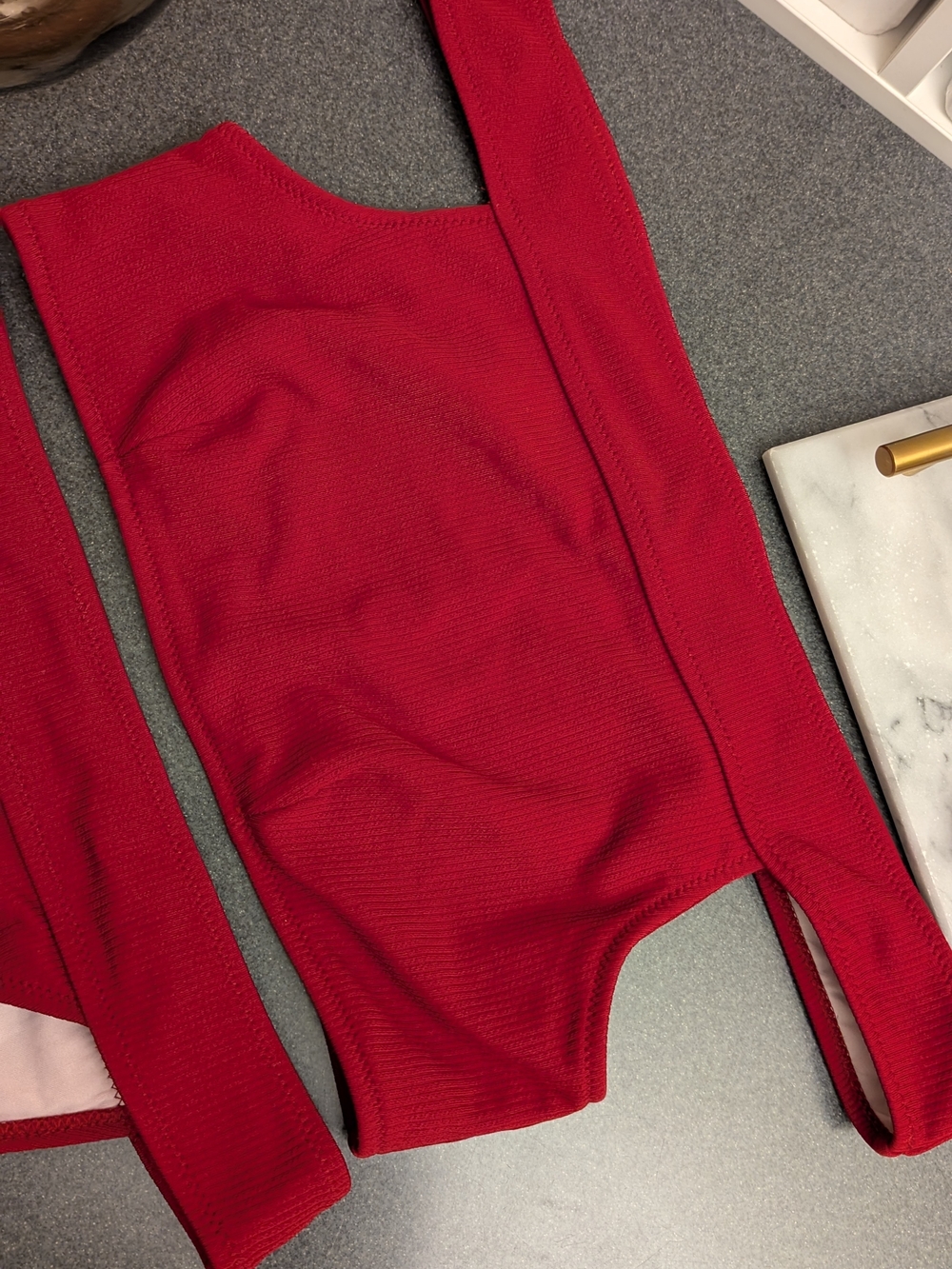 $5/each with Bundle🔥 Cupshe Red Ribbed Bikini Set M - Picture 2 of 3